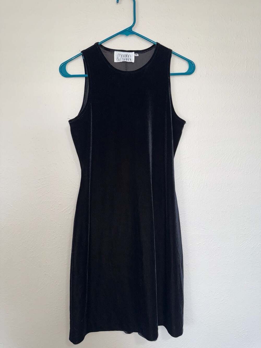 Marian & Maral Vintage 90s Black Velvet Sleeveless Mini Sheath Dress